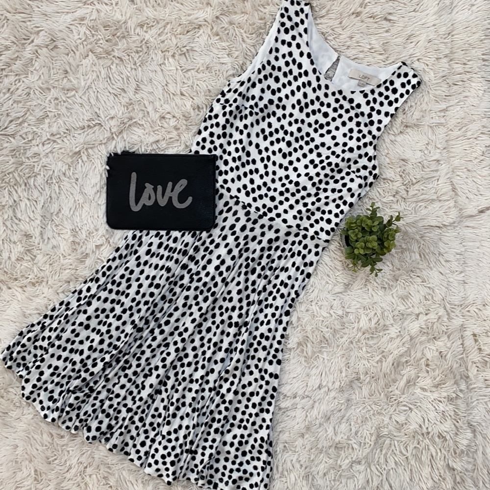 🎉2X HP🎉 Loft Tank Spotted Dress 💗 White & Black